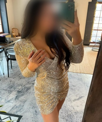 Обворожительная рыжая леди с неутомимым аппетитом к жизни предлагает свои интимные услуги для настоящих ценителей. Гарантирую абсолютную конфиденциальность и полное погружение в мир наслаждения. 4577, 25 лет